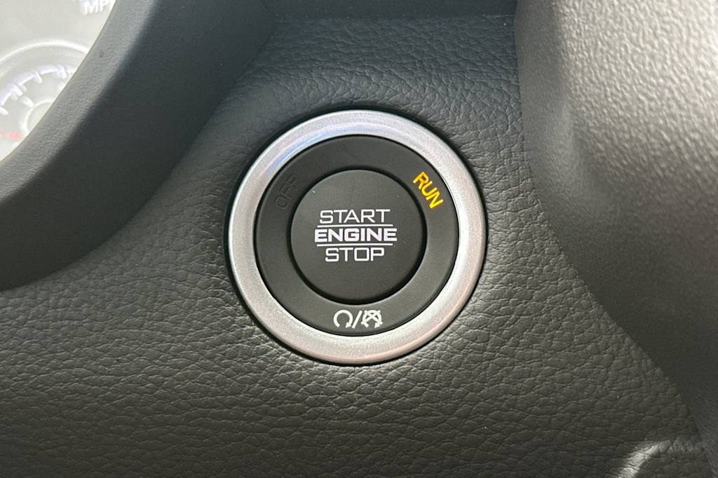 Thumbnail: 2026 RAM 1500 - 27