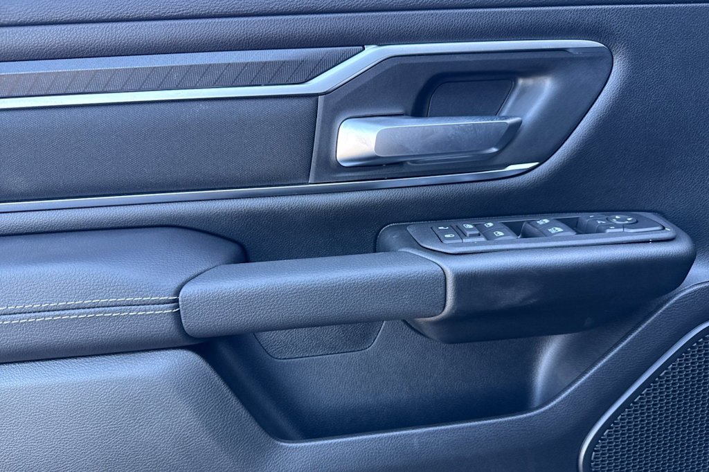 Thumbnail: 2026 RAM 1500 - 18