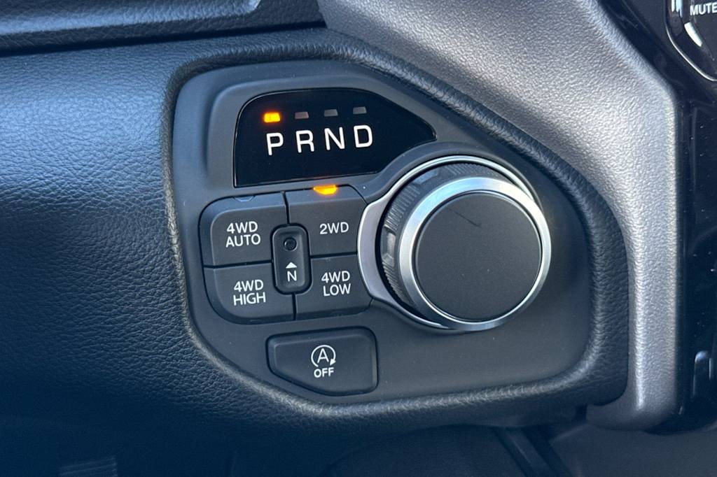 Thumbnail: 2026 RAM 1500 - 26