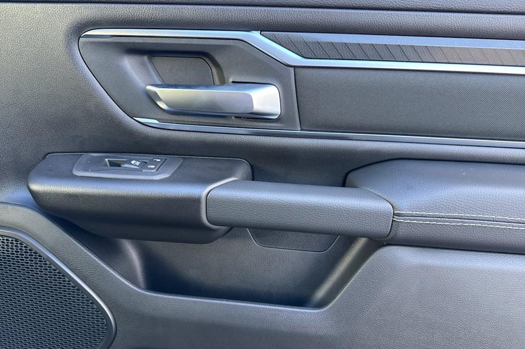 Thumbnail: 2026 RAM 1500 - 22