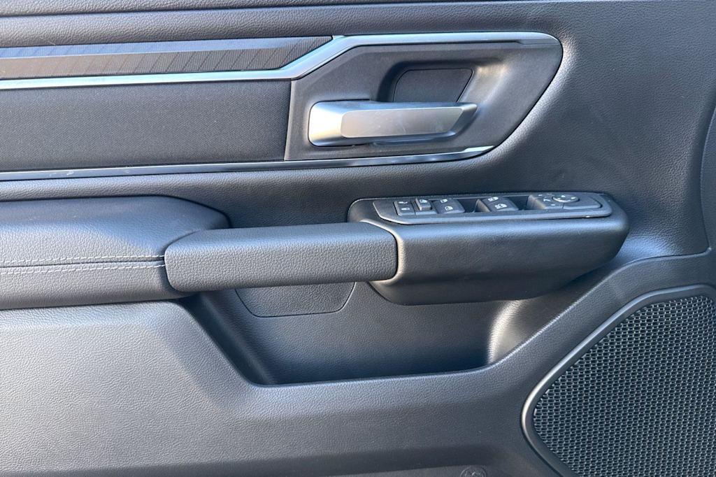 Thumbnail: 2026 RAM 1500 - 19