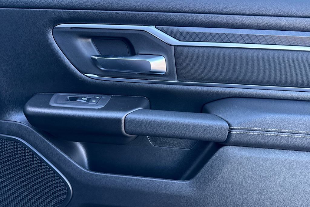 Thumbnail: 2026 RAM 1500 - 22