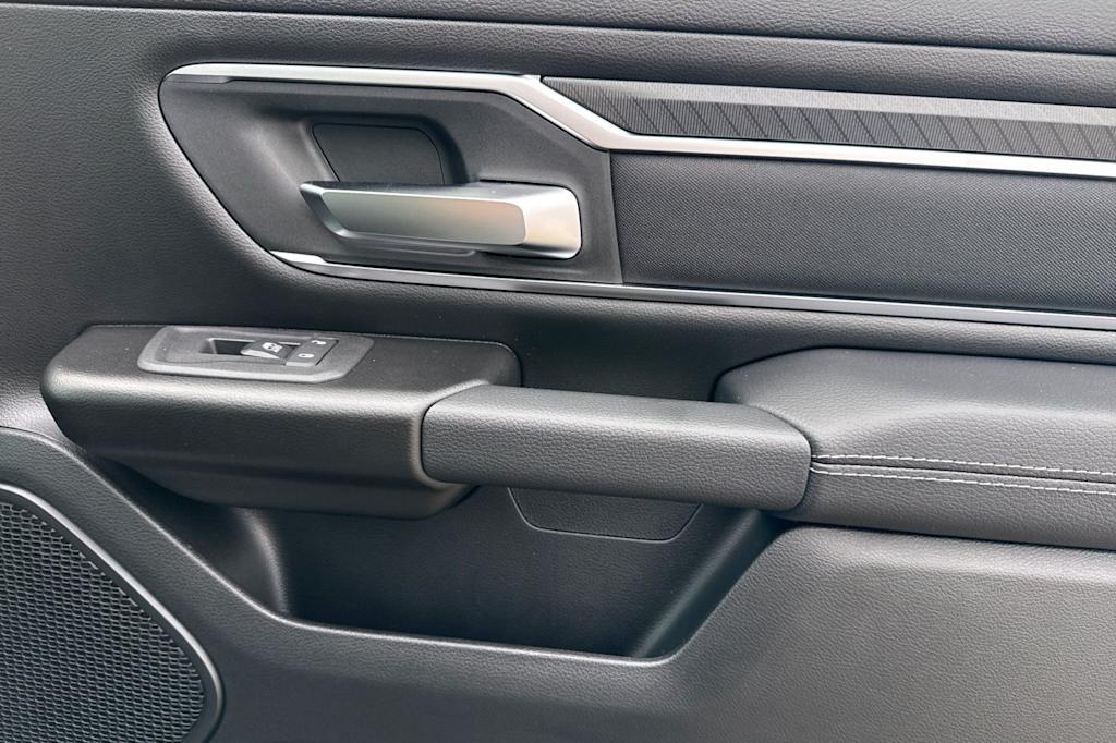 Thumbnail: 2026 RAM 1500 - 22