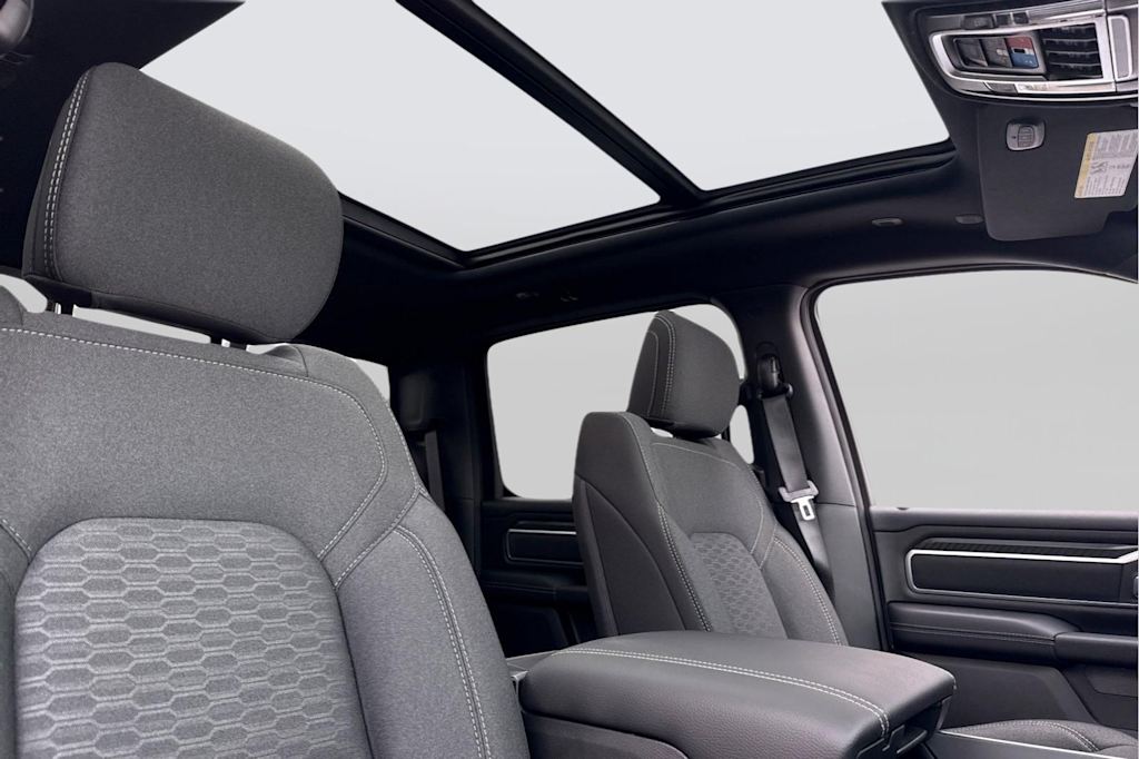 Thumbnail: 2026 RAM 1500 - 21