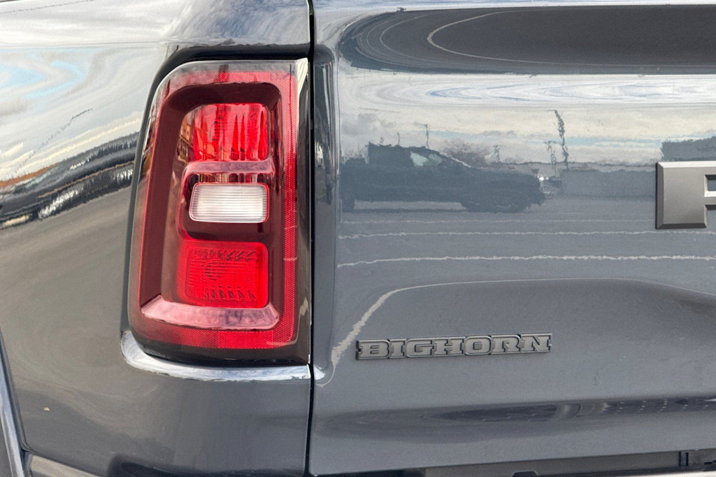 Thumbnail: 2026 RAM 1500 - 32