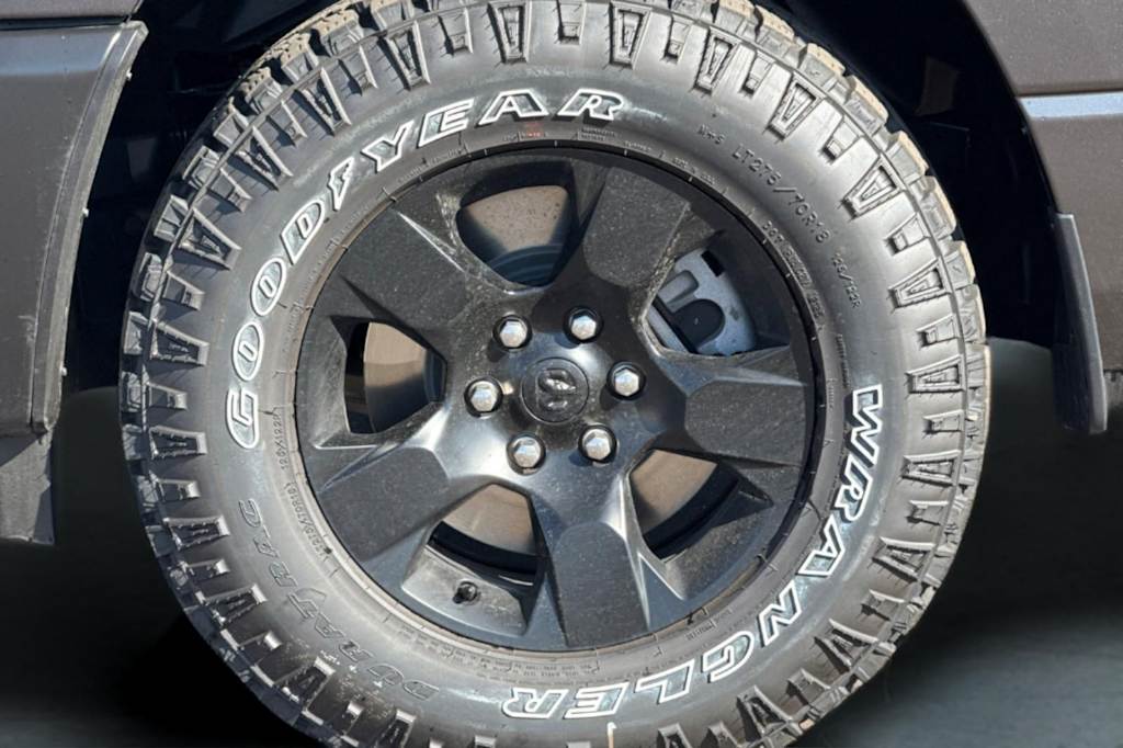 Thumbnail: 2026 RAM 1500 - 7