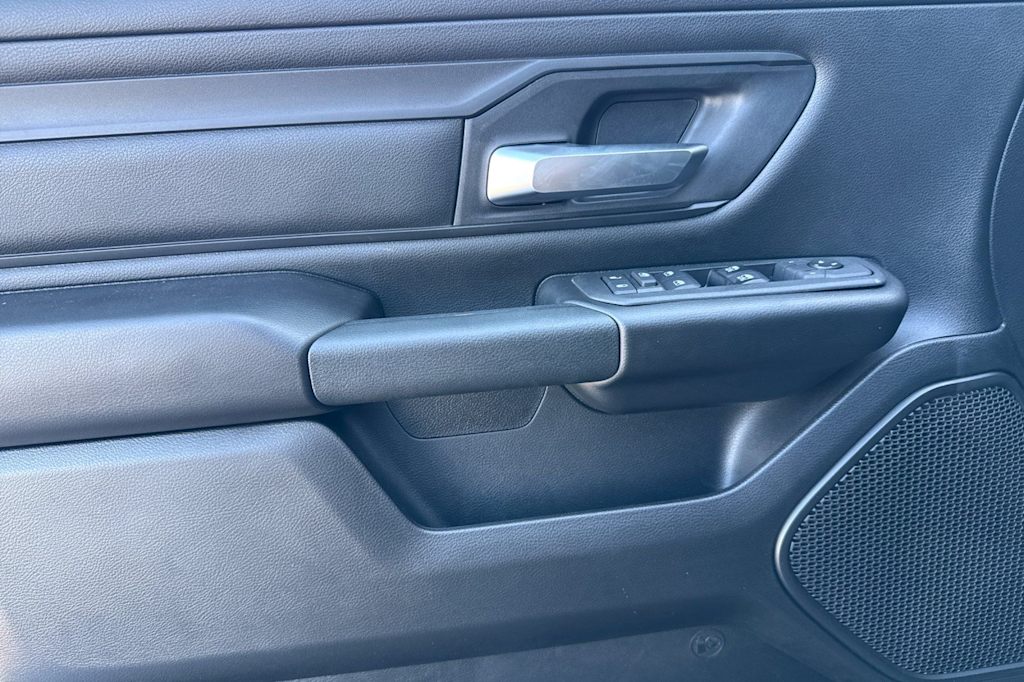 Thumbnail: 2026 RAM 1500 - 18