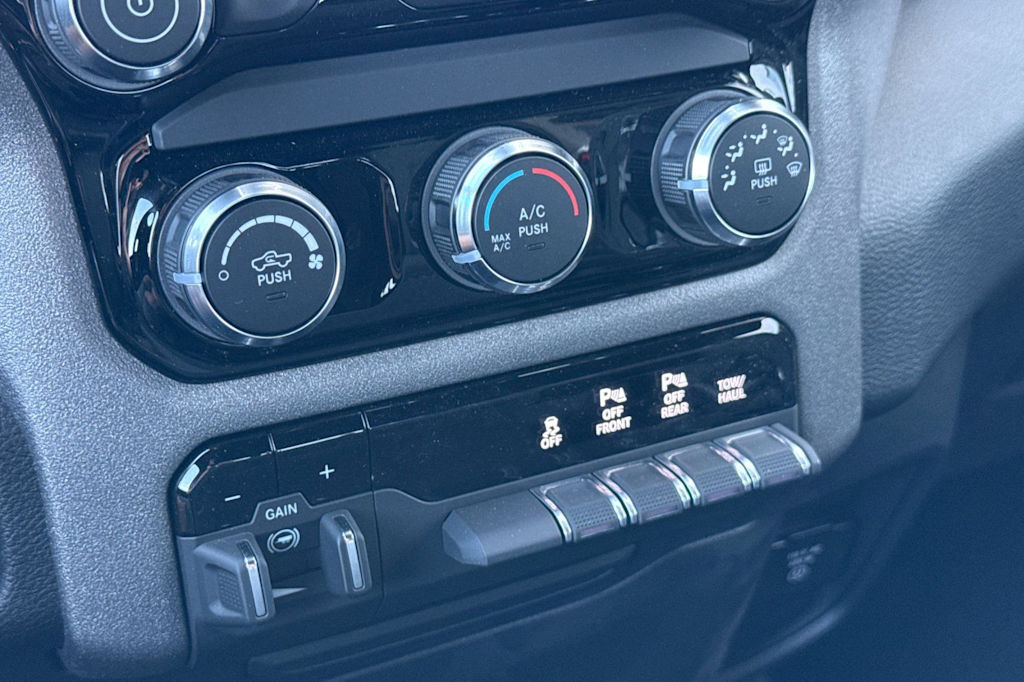 Thumbnail: 2026 RAM 1500 - 24