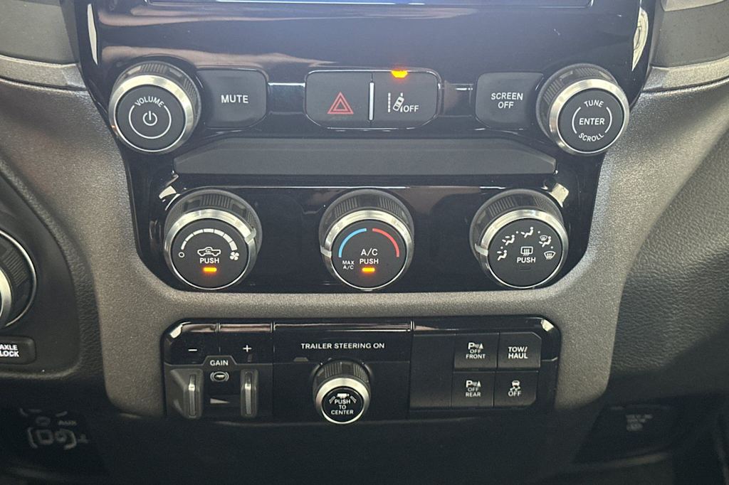 Thumbnail: 2026 RAM 1500 - 24