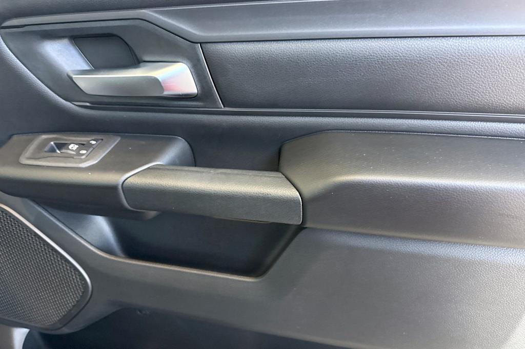 Thumbnail: 2026 RAM 1500 - 22