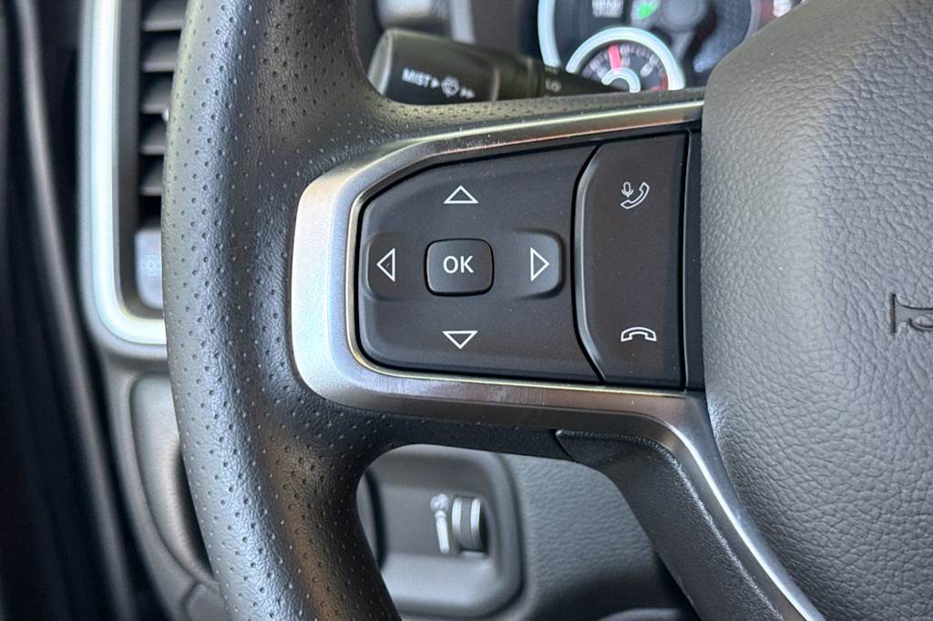 Thumbnail: 2026 RAM 1500 - 28