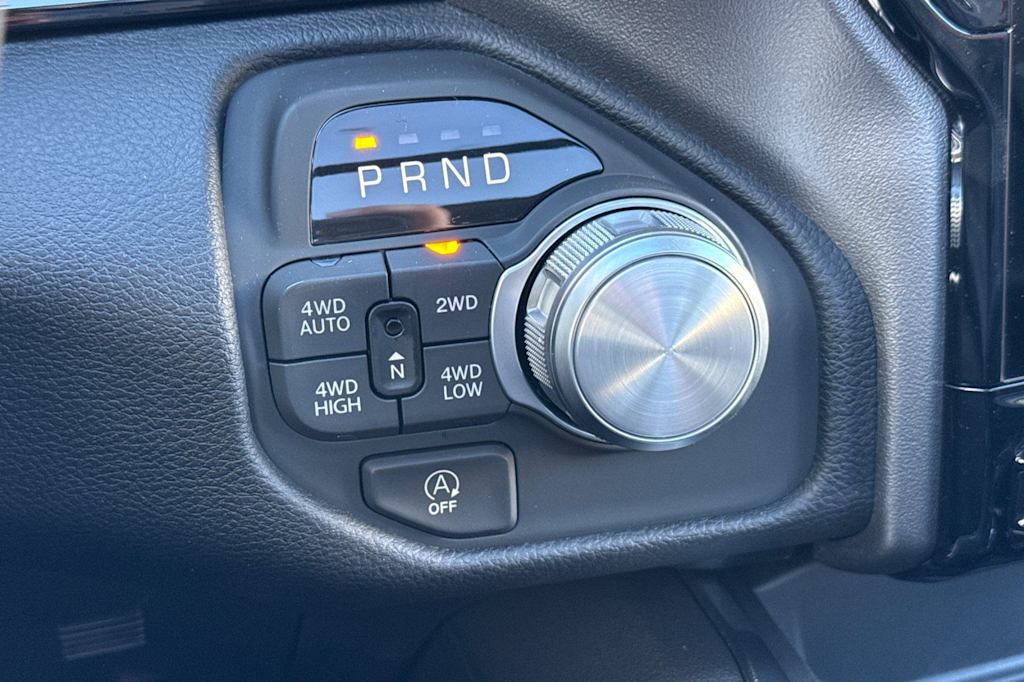 Thumbnail: 2026 RAM 1500 - 26
