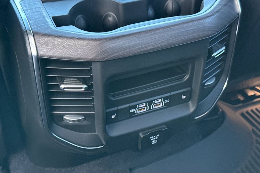 Thumbnail: 2026 RAM 1500 - 19