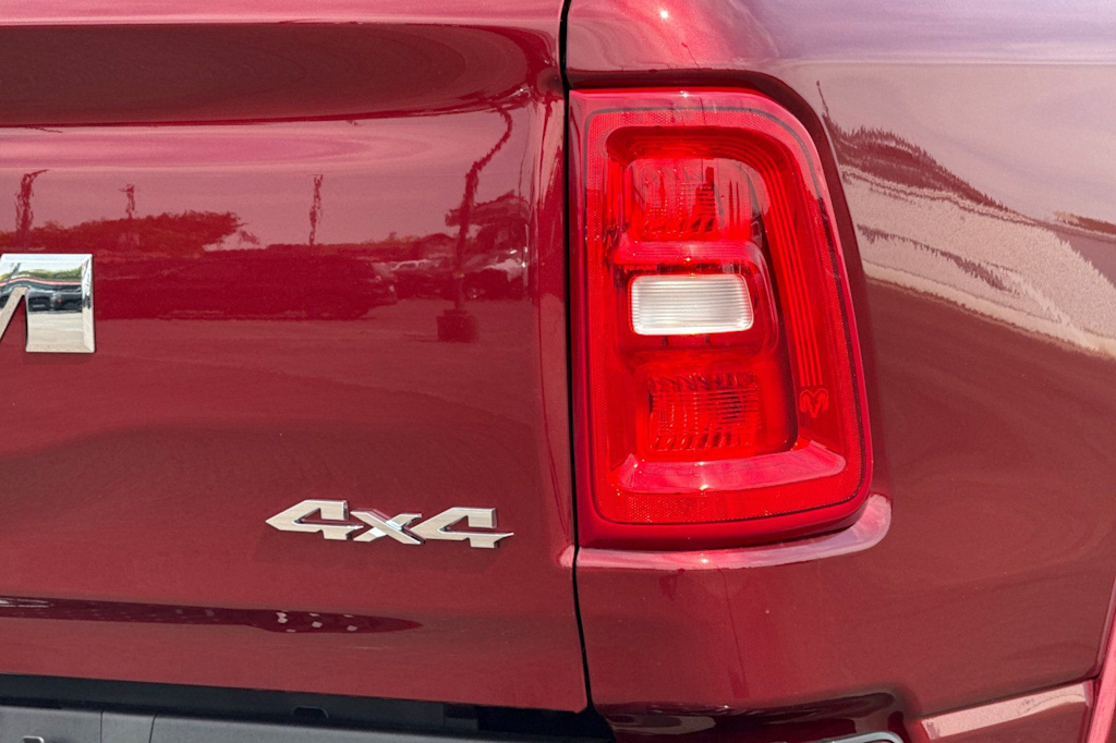 Thumbnail: 2026 RAM 1500 - 32