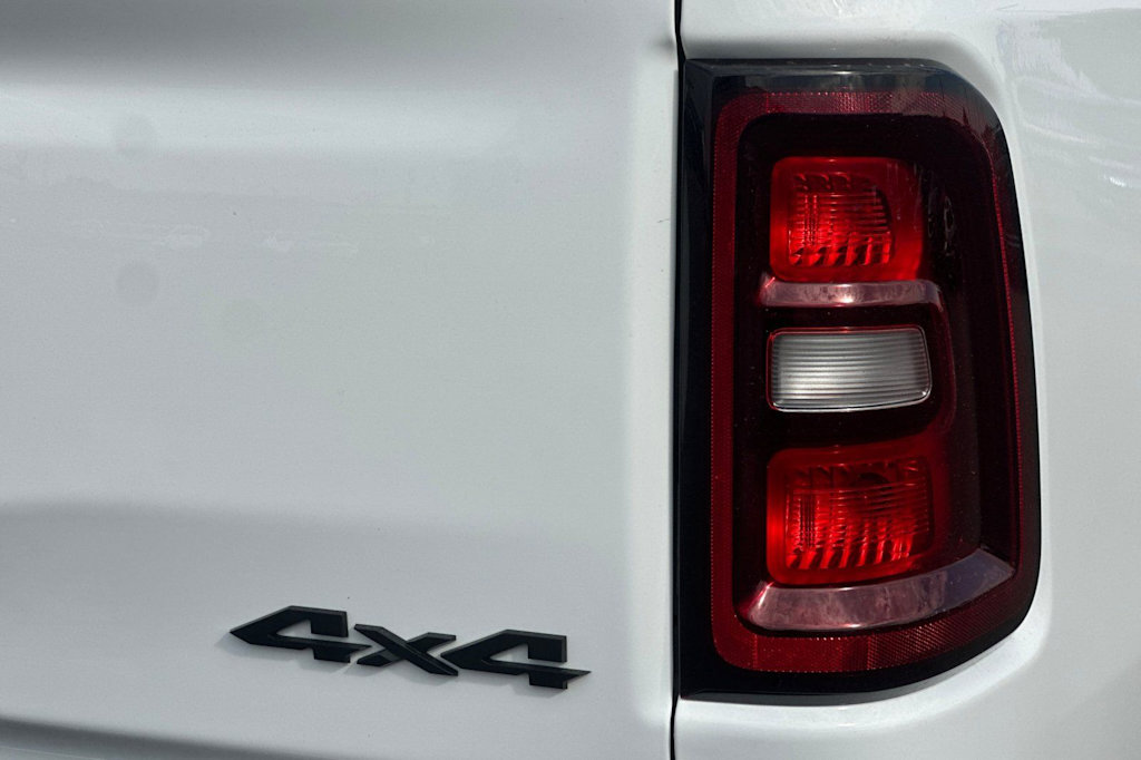 Thumbnail: 2026 RAM 1500 - 32