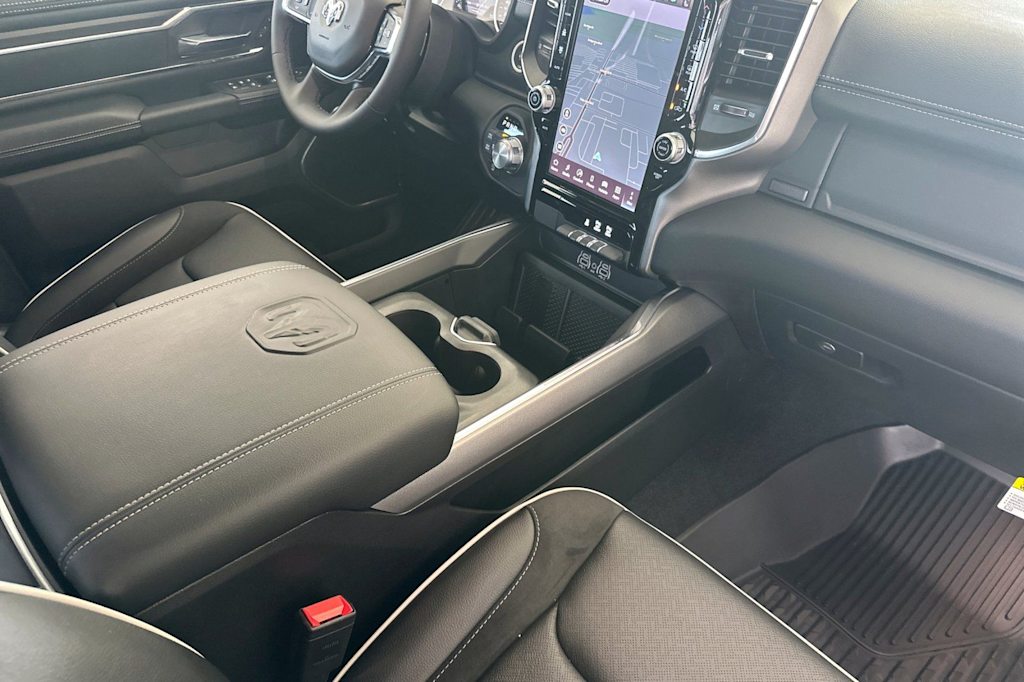 Thumbnail: 2026 RAM 1500 - 9