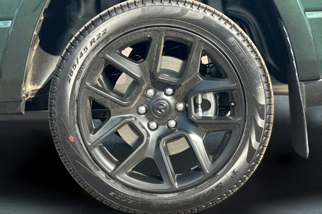Thumbnail: 2026 RAM 1500 - 7