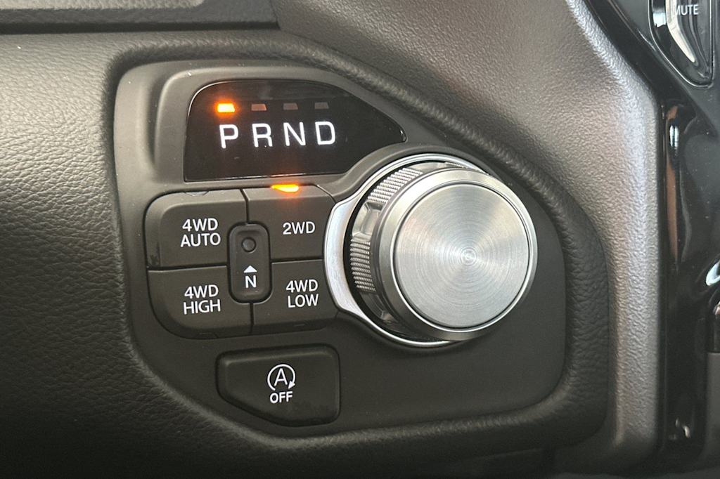 Thumbnail: 2026 RAM 1500 - 26