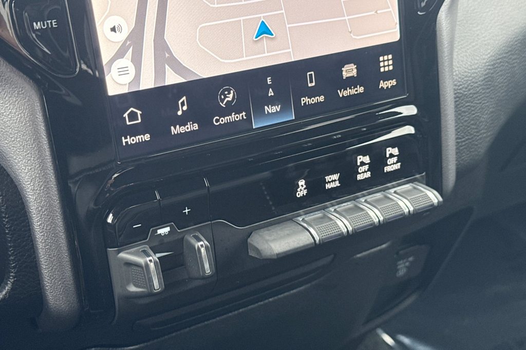 Thumbnail: 2024 RAM 1500 - 25