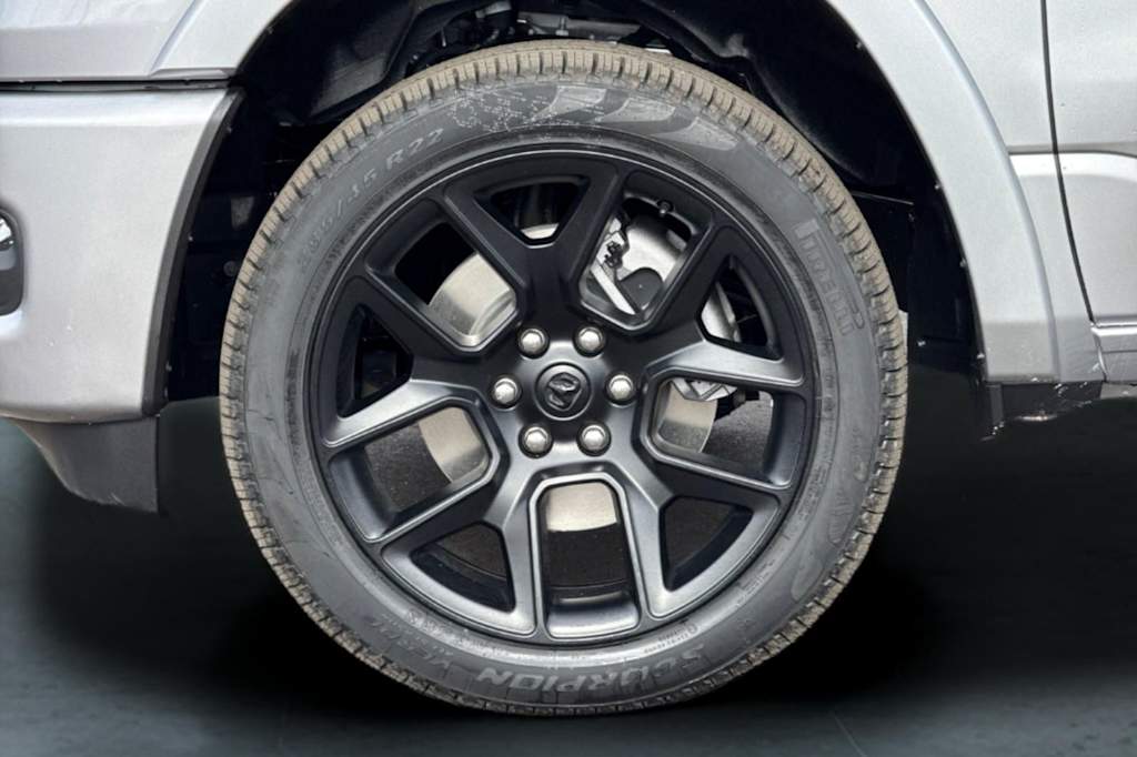 Thumbnail: 2026 RAM 1500 - 7