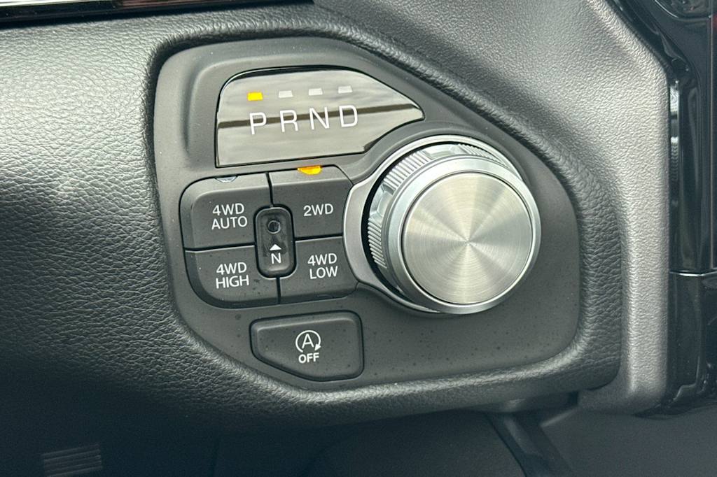Thumbnail: 2026 RAM 1500 - 26