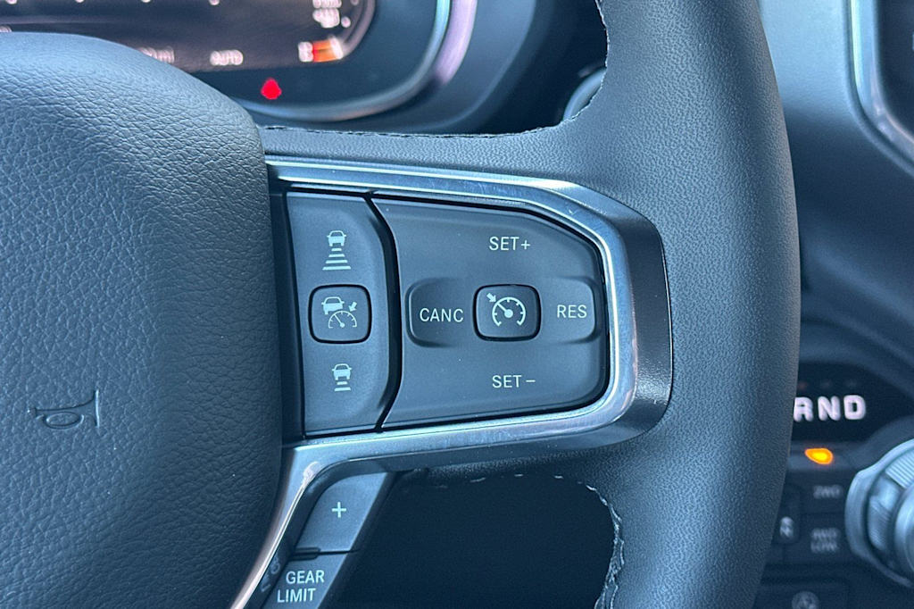 Thumbnail: 2026 RAM 1500 - 28