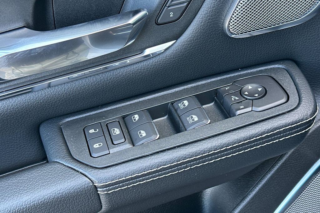 Thumbnail: 2026 RAM 1500 - 21