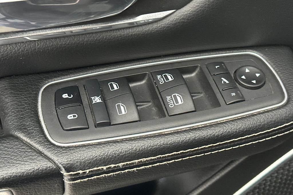 Thumbnail: 2022 RAM 1500 - 18