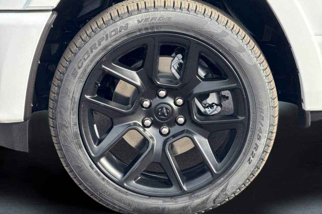 Thumbnail: 2026 RAM 1500 - 6