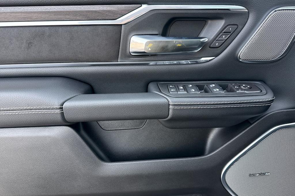 Thumbnail: 2026 RAM 1500 - 19