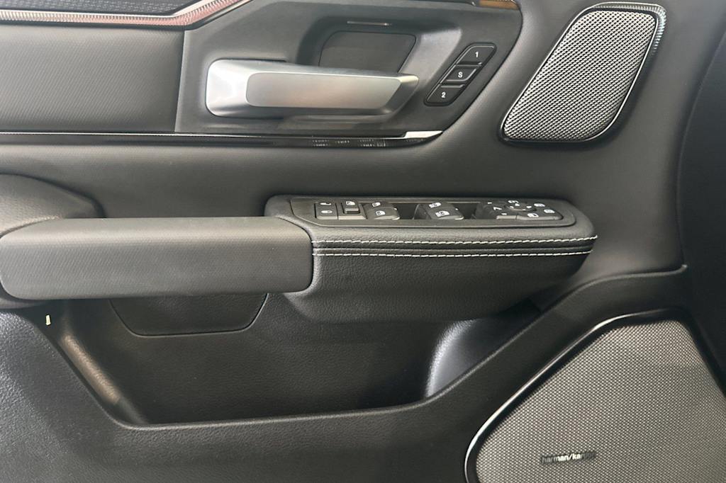 Thumbnail: 2026 RAM 1500 - 18