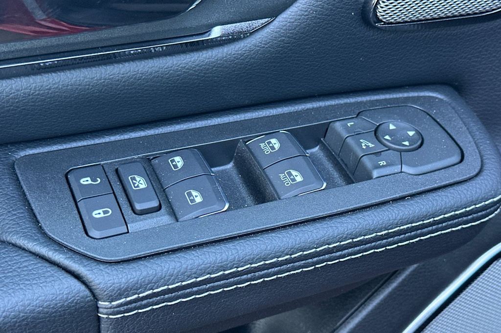 Thumbnail: 2026 RAM 1500 - 20