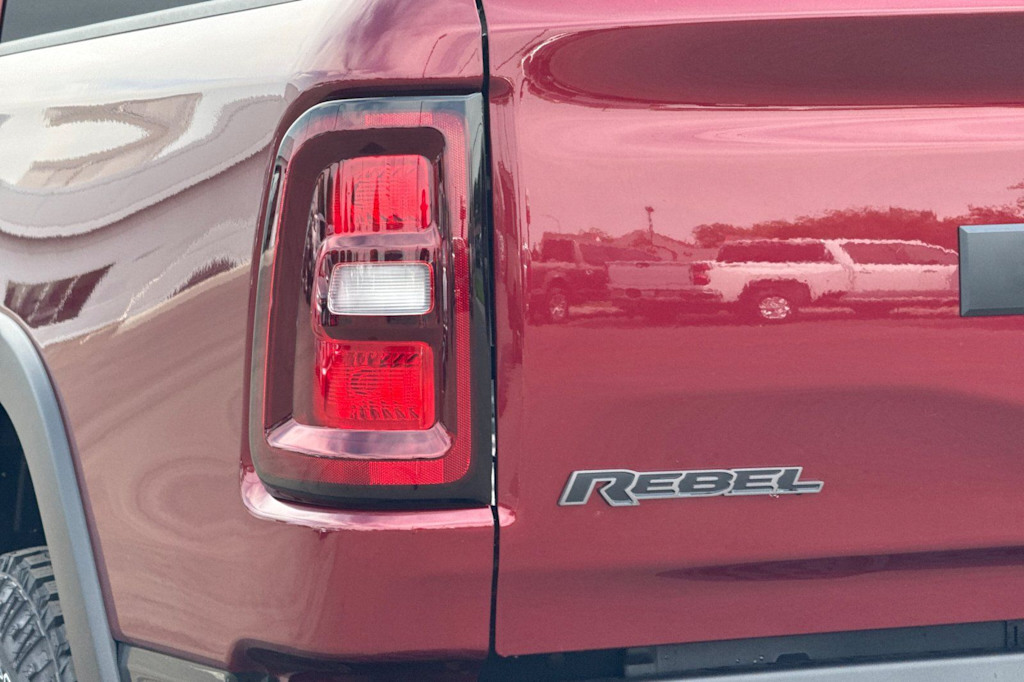 Thumbnail: 2026 RAM 1500 - 32