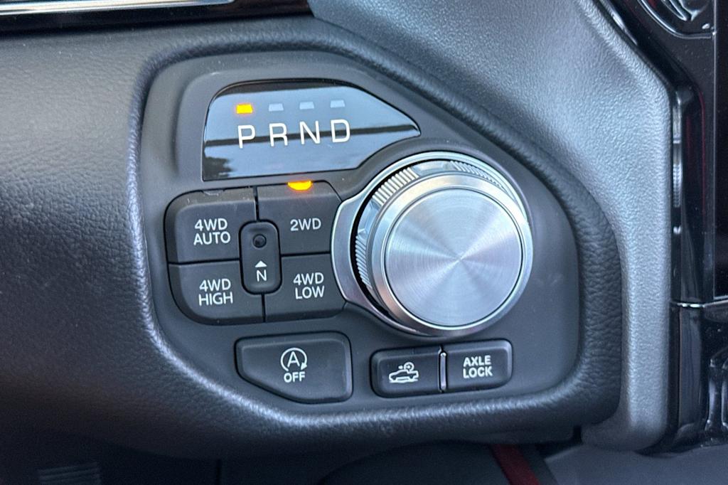 Thumbnail: 2026 RAM 1500 - 26