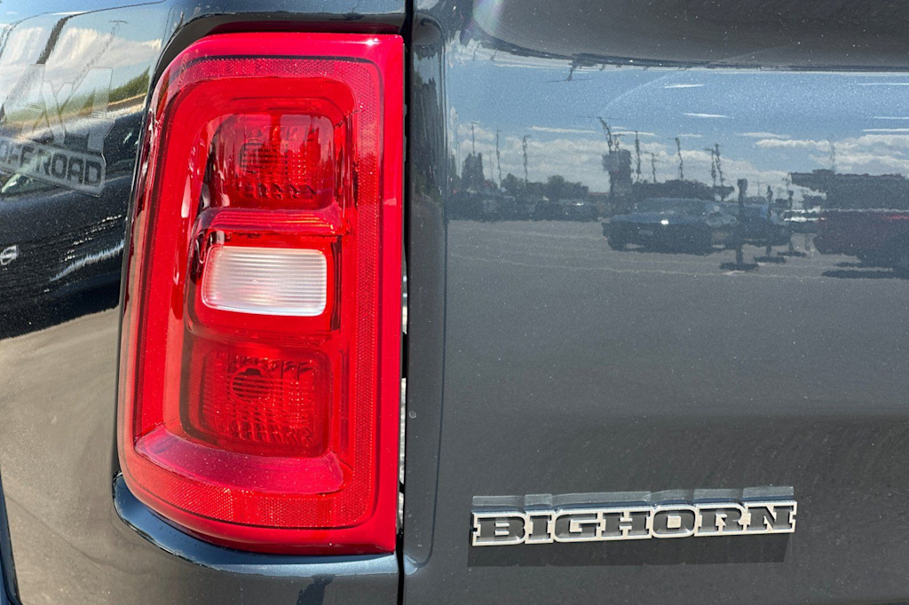Thumbnail: 2026 RAM 1500 - 32