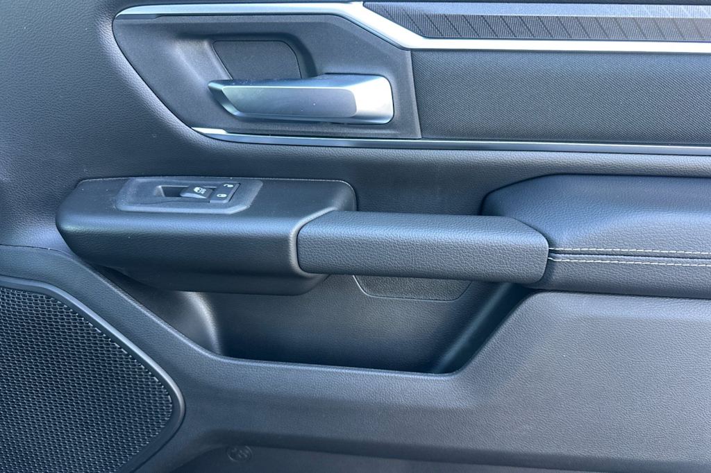 Thumbnail: 2026 RAM 1500 - 22