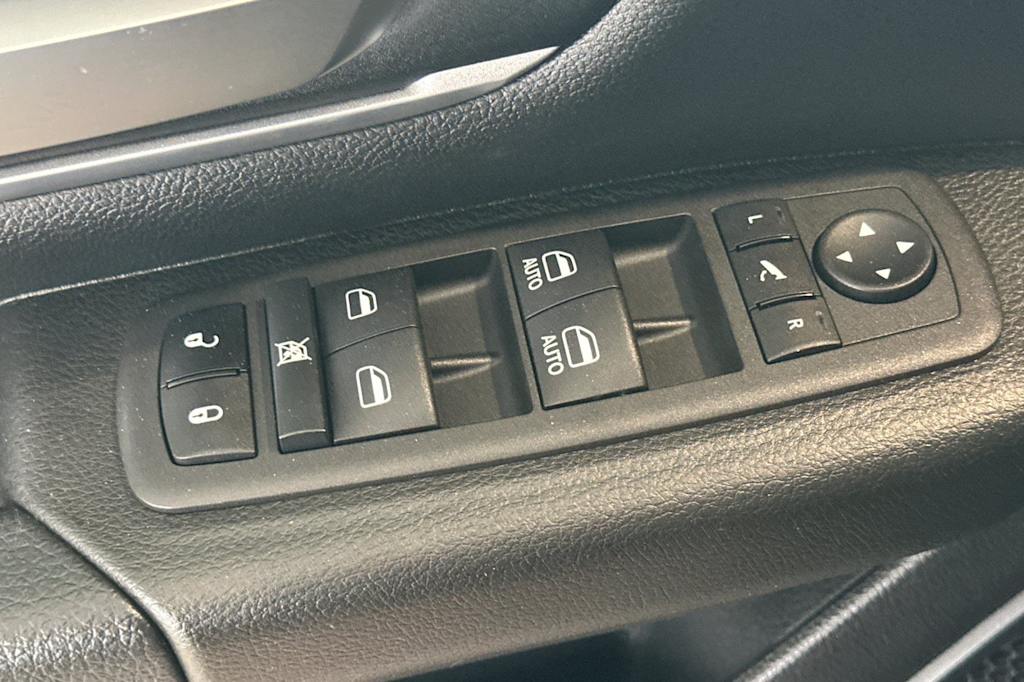 Thumbnail: 2022 RAM 1500 - 21