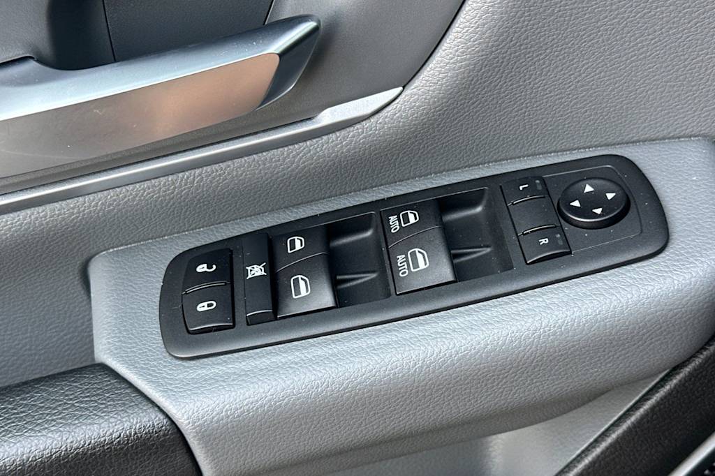 Thumbnail: 2020 RAM 1500 - 20