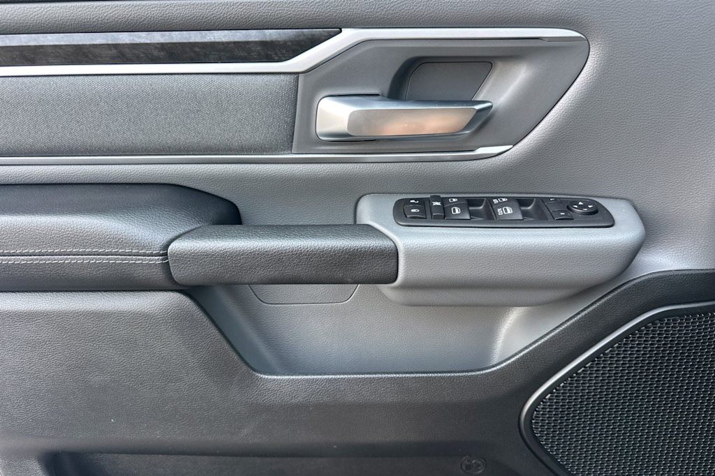 Thumbnail: 2020 RAM 1500 - 19