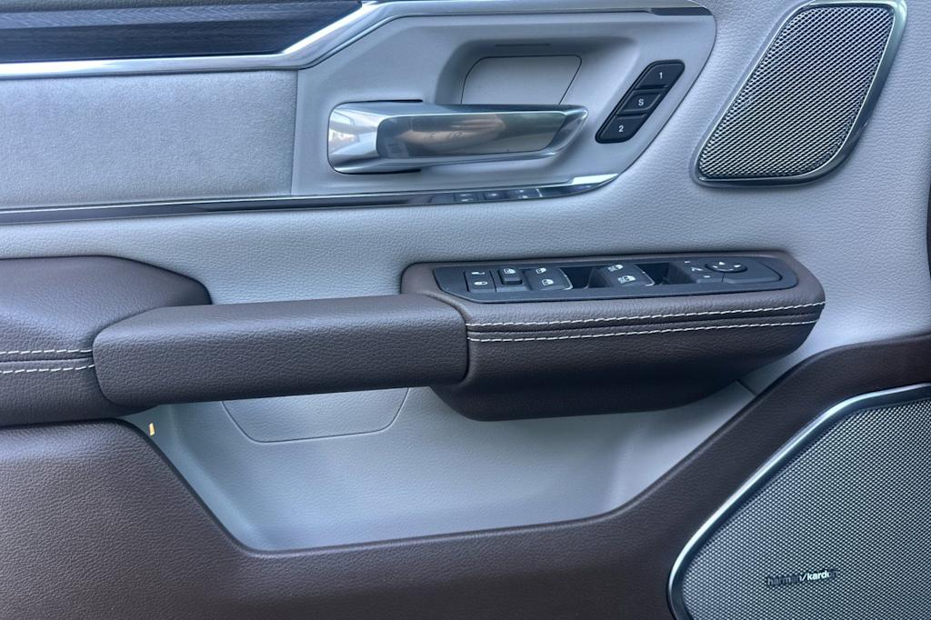 Thumbnail: 2026 RAM 1500 - 18