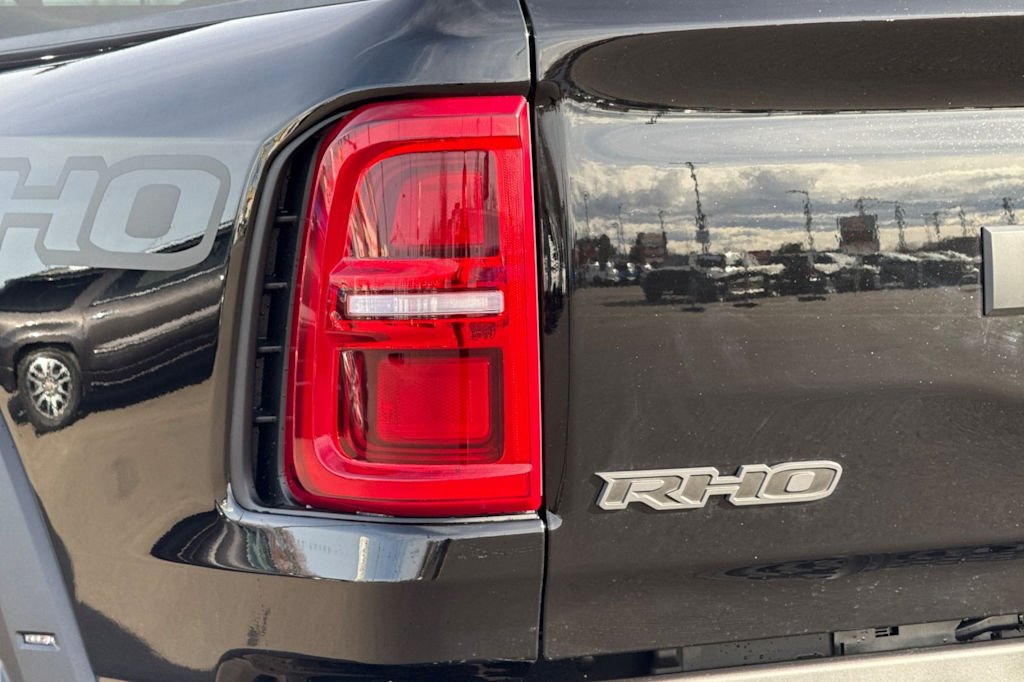 Thumbnail: 2026 RAM 1500 - 32