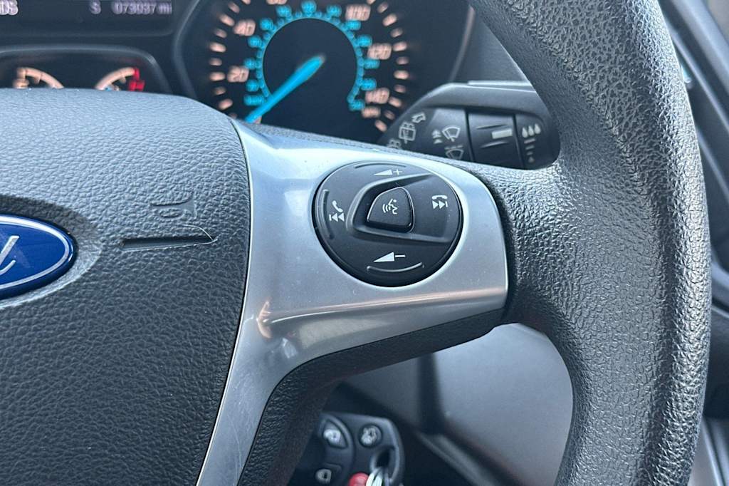 Thumbnail: 2016 Ford Escape - 28