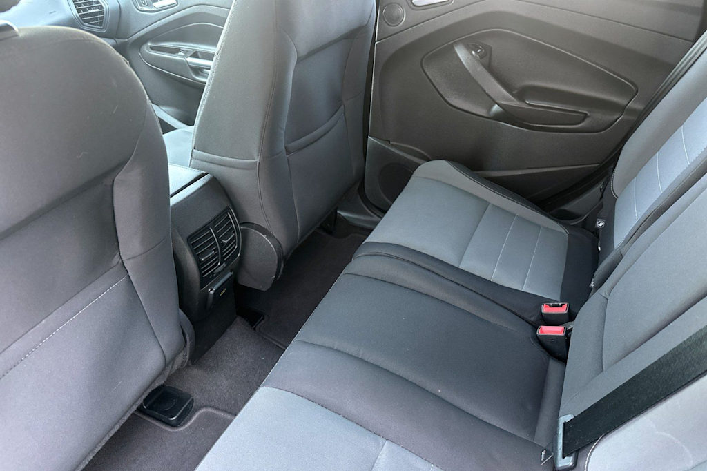 Thumbnail: 2016 Ford Escape - 9