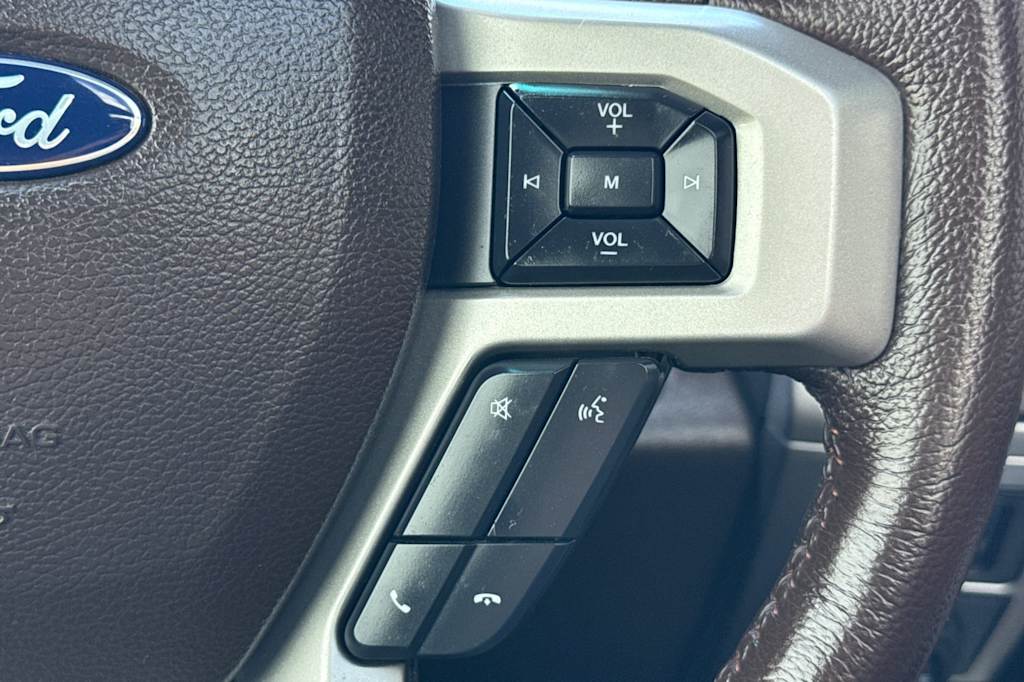 Thumbnail: 2022 Ford F-350 - 30