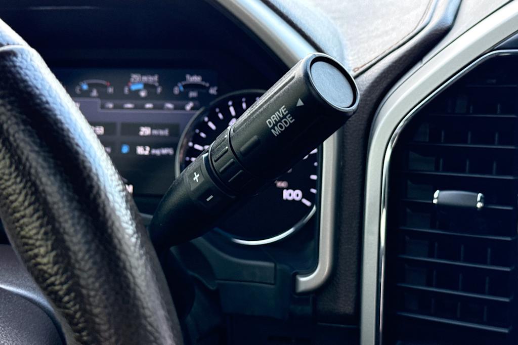 Thumbnail: 2022 Ford F-350 - 26