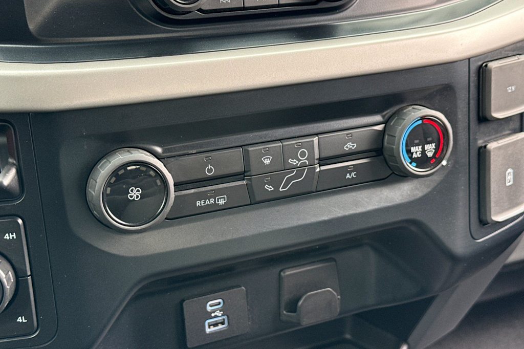 Thumbnail: 2022 Ford F-150 - 23