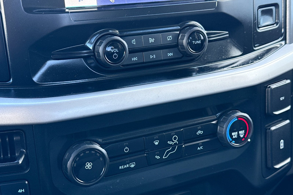 Thumbnail: 2023 Ford F-150 - 23