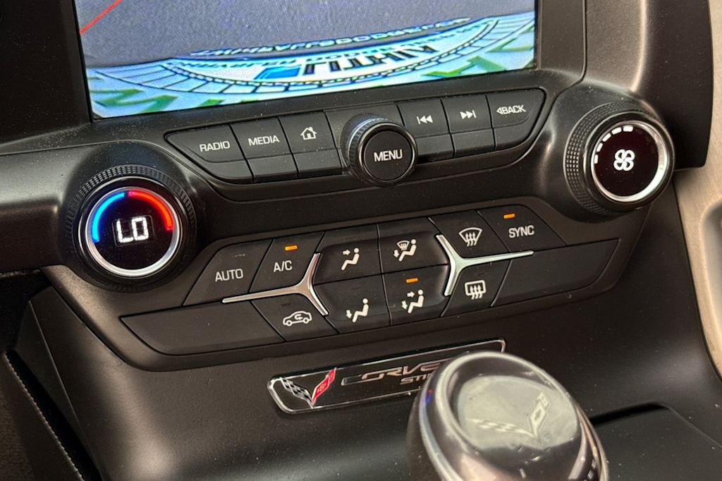 Thumbnail: 2015 Chevrolet Corvette - 24