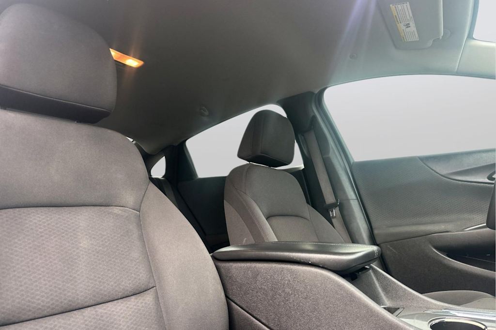 Thumbnail: 2020 Chevrolet Malibu - 8