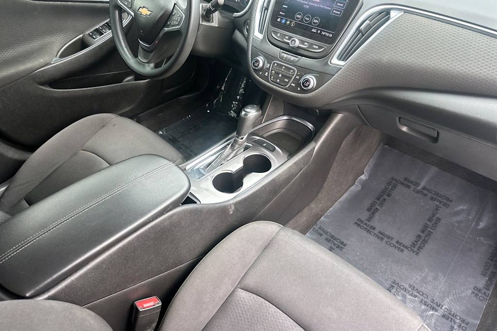 Thumbnail: 2020 Chevrolet Malibu - 11